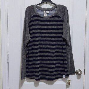 Vtg Kennington California Mens XL Striped Blue Gray Longsleeve Pullover Comfy